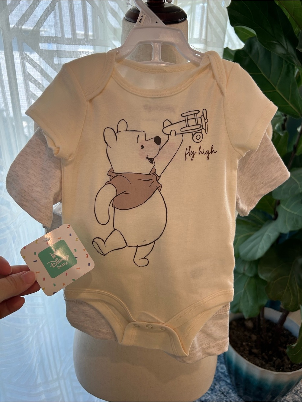 NWT Disney Winnie the Pooh Baby 3-Piece Set Size 6-9 Months Infant Clothing